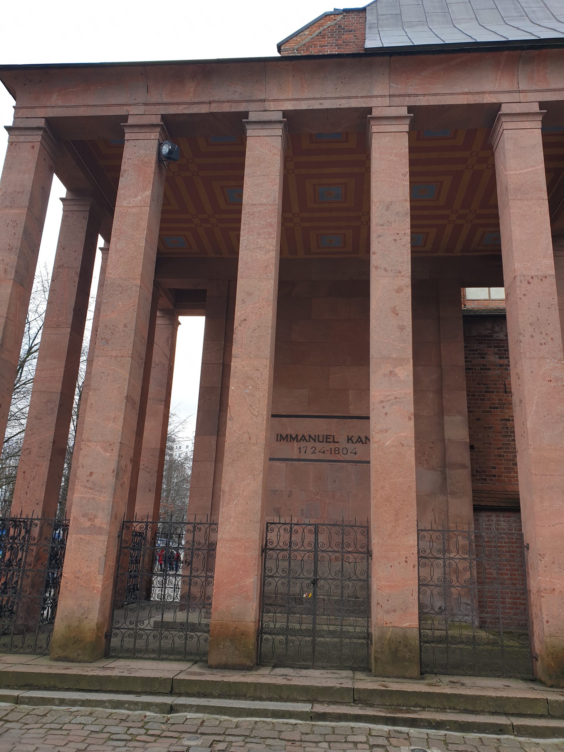 Kaliningrad e la tomba “viaggiante” di Immanuel Kant