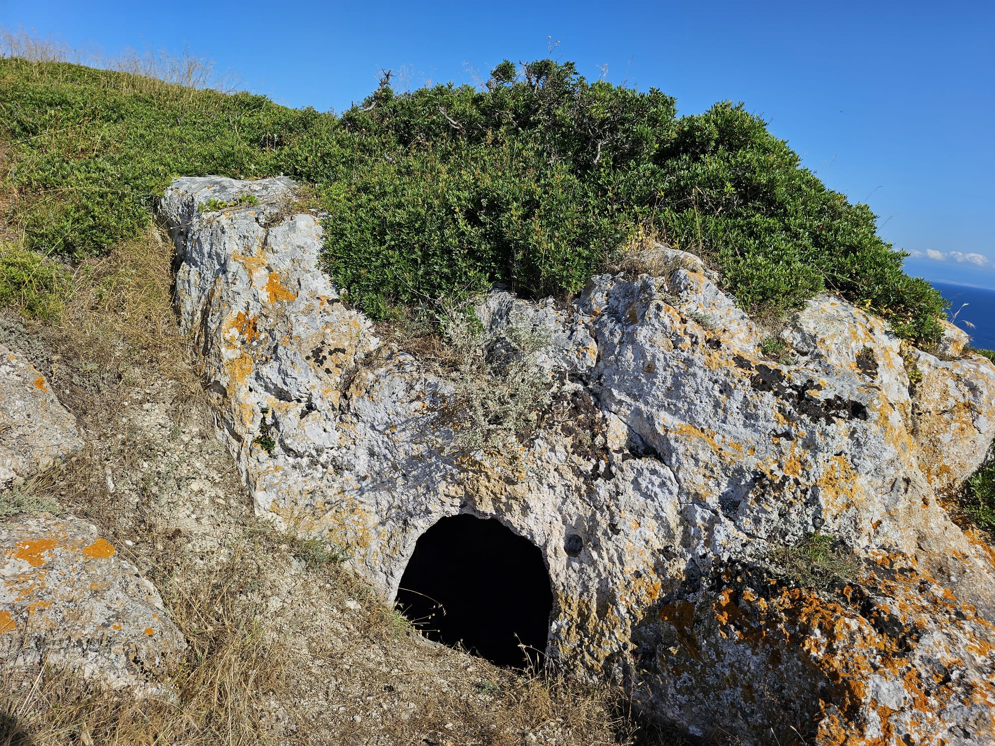 Isole tremiti (italia) – tomba di Diogene