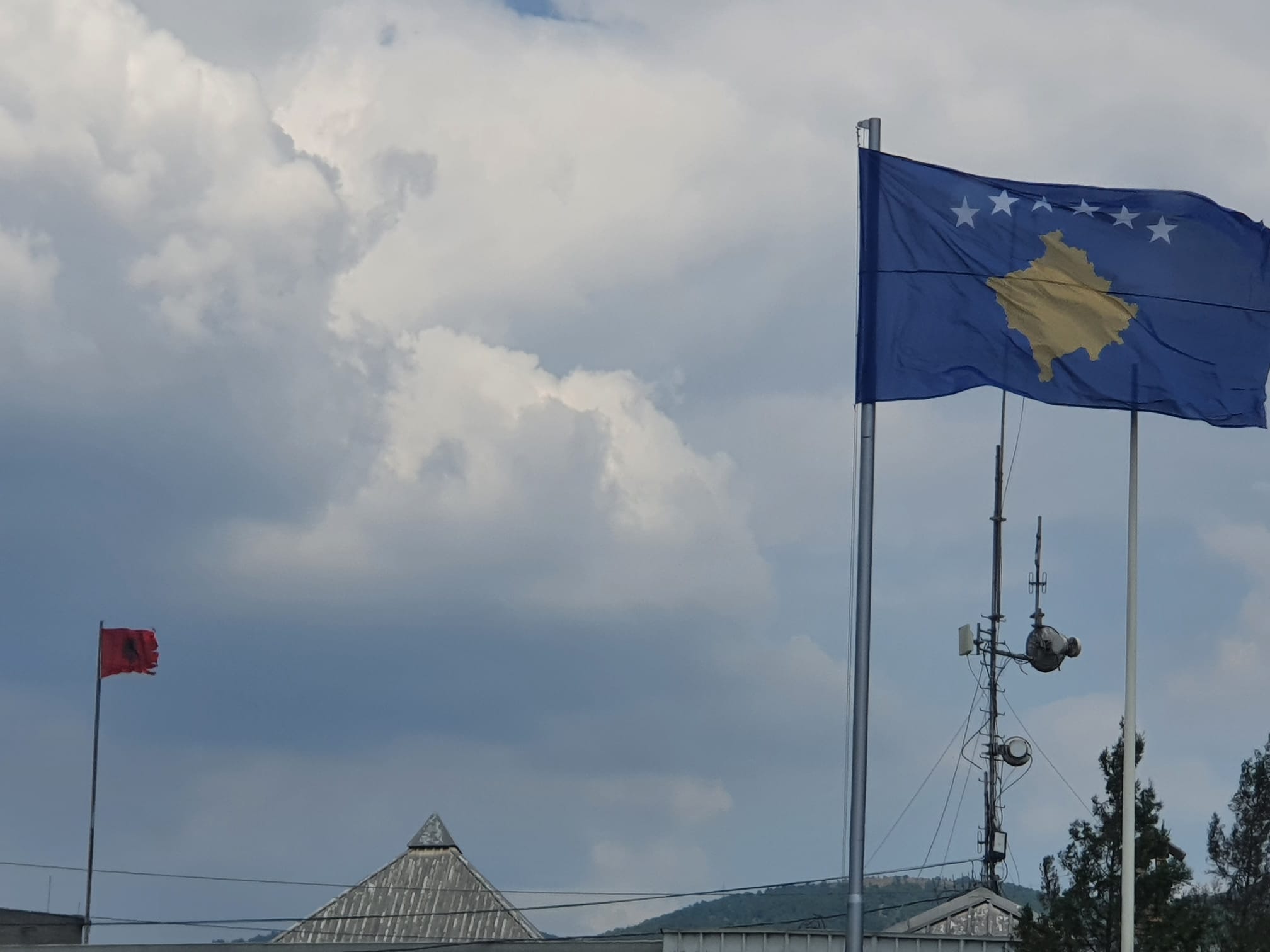 Bandiere nel mondo (Kosovo)
