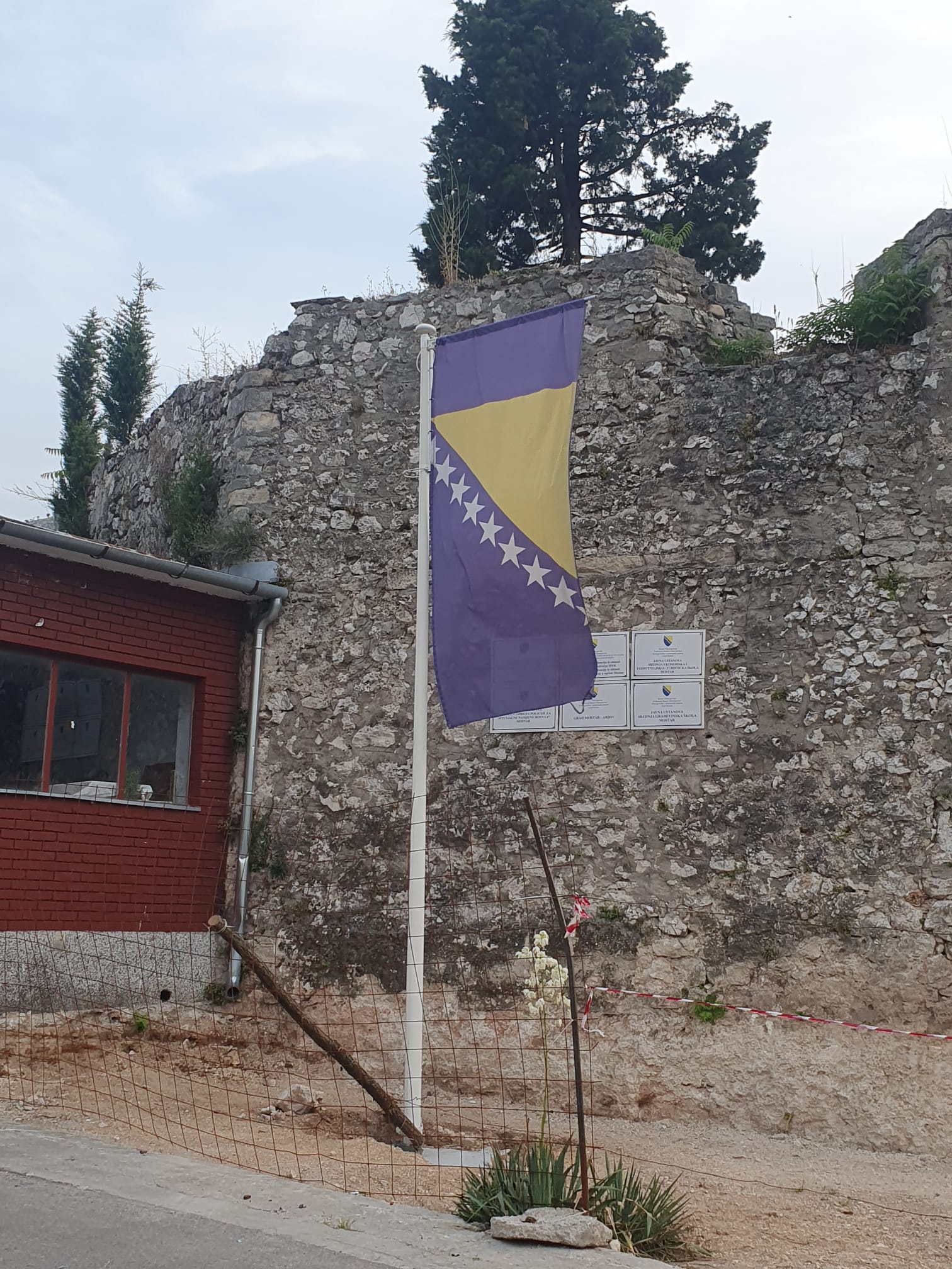 Bandiere nel mondo (Bosnia Herzegovina)